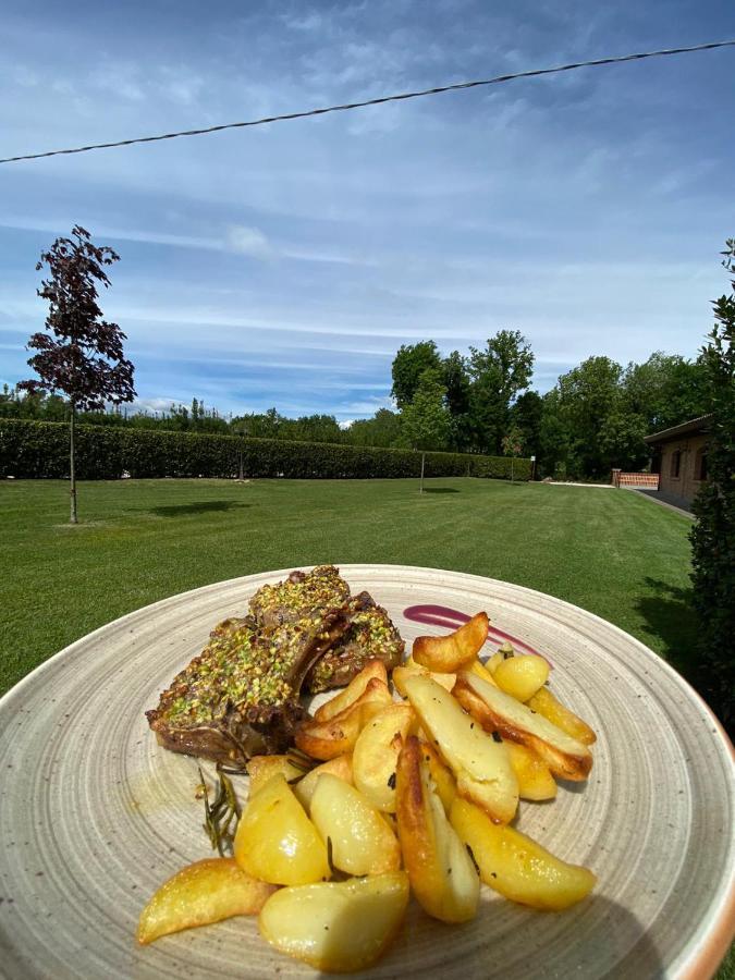 La Tenuta di Trimalcione Villa Pofi Esterno foto