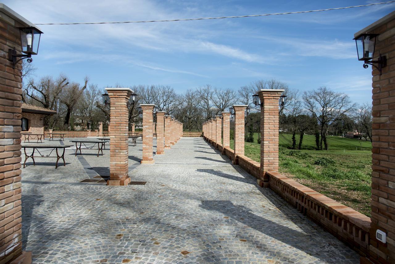 La Tenuta di Trimalcione Villa Pofi Esterno foto